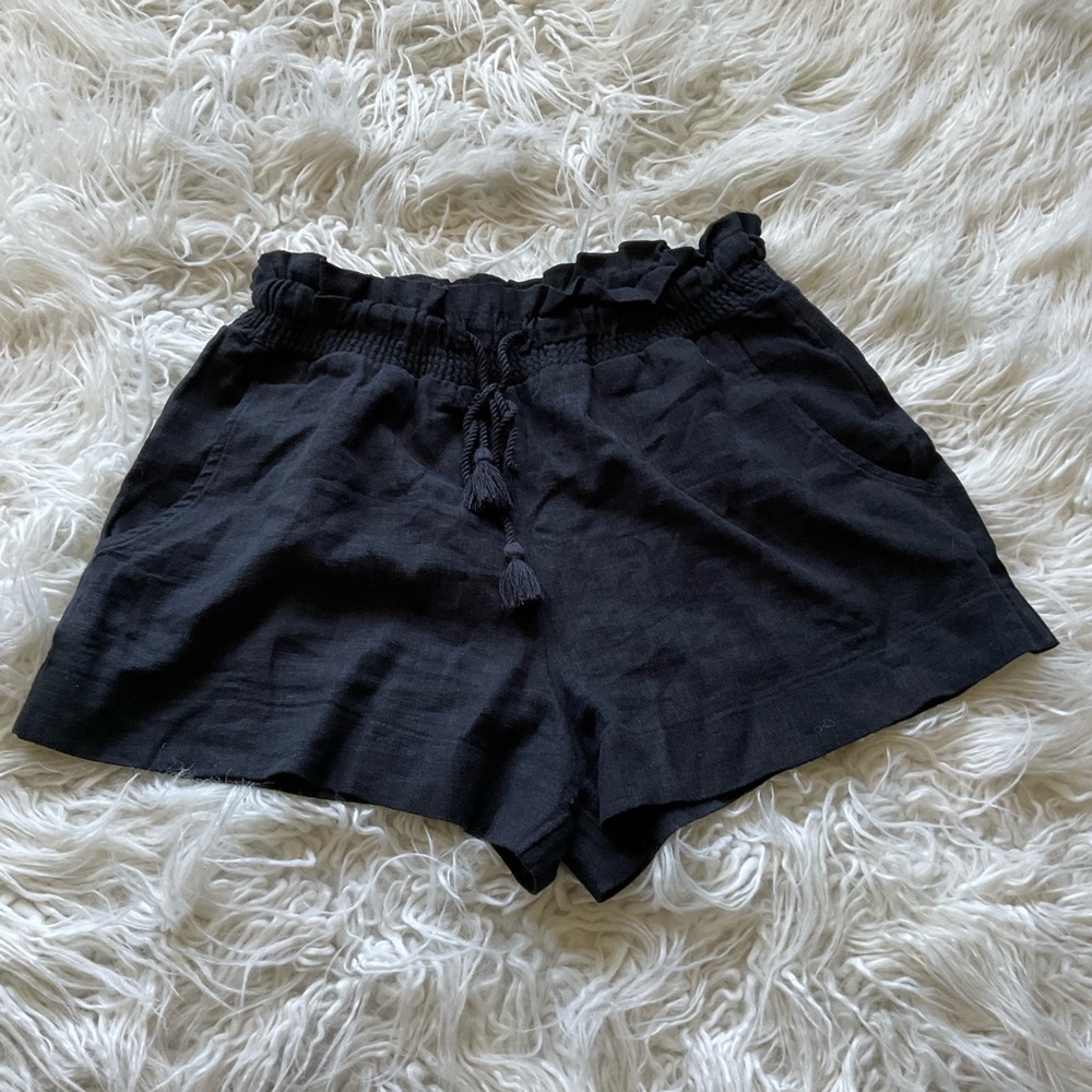 Abercrombie High Rise Paper Bag Shorts‎